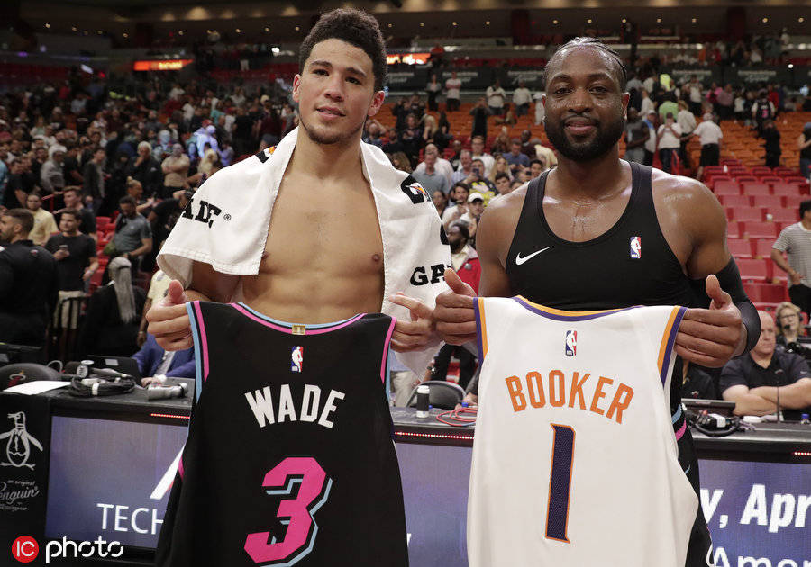 足球中如何快速阅读比赛？（如何在足球比赛中快速读懂局势？）