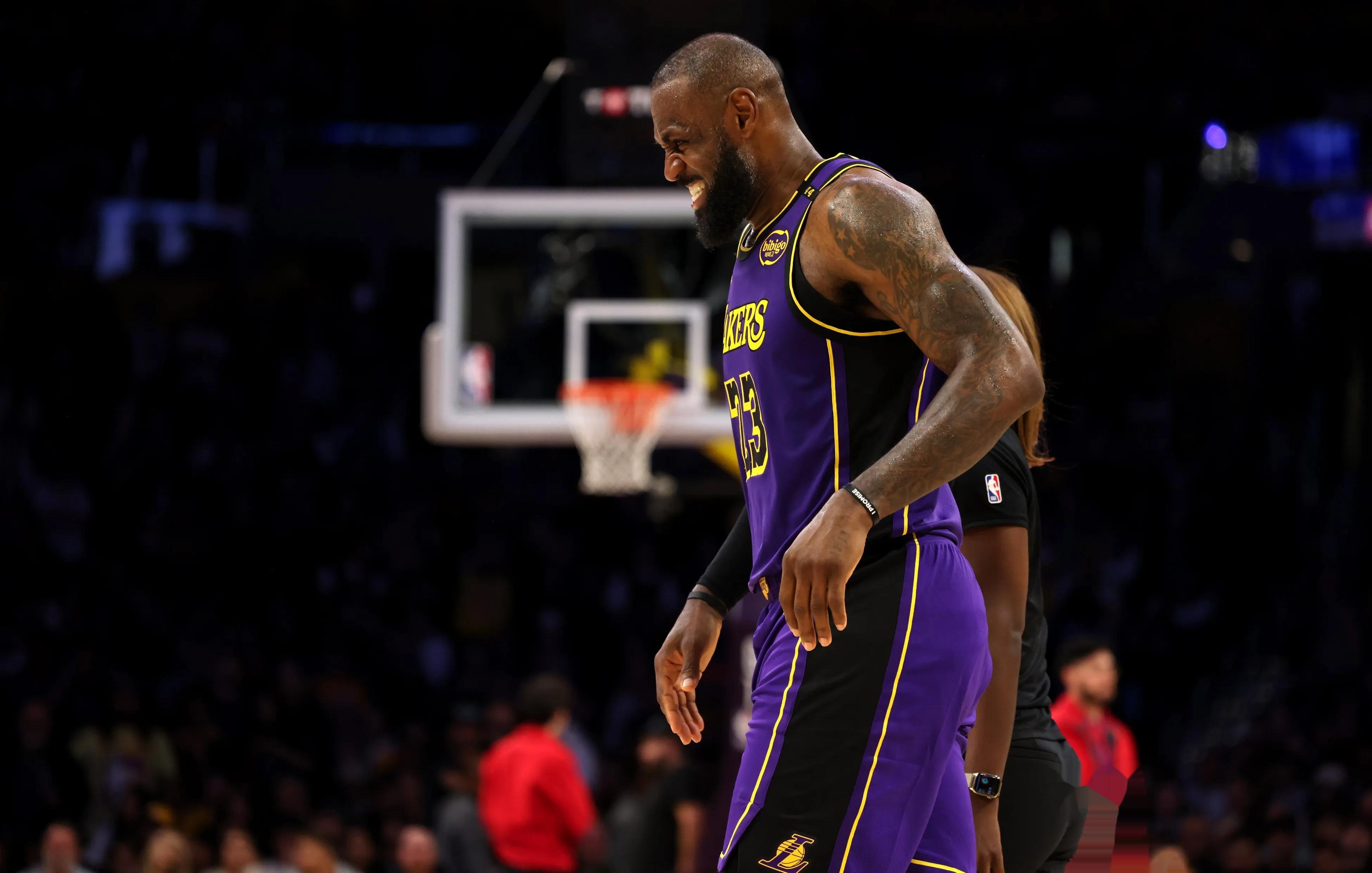 半场战报：热那亚1-1维罗纳，洛伦佐-科隆博建功，拉菲克-贝尔加利破门（半场速递：热那亚1-1维罗纳，洛伦佐-科隆博与拉菲克-贝尔加利各入一球）