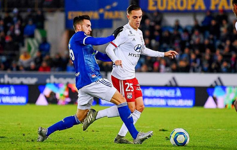 💛🖤相伴三年半，多特蒙德已宛若故乡🎤迈尔谈及续约：（💛🖤携手三年半，多特已成第二故乡｜迈尔畅谈续约）