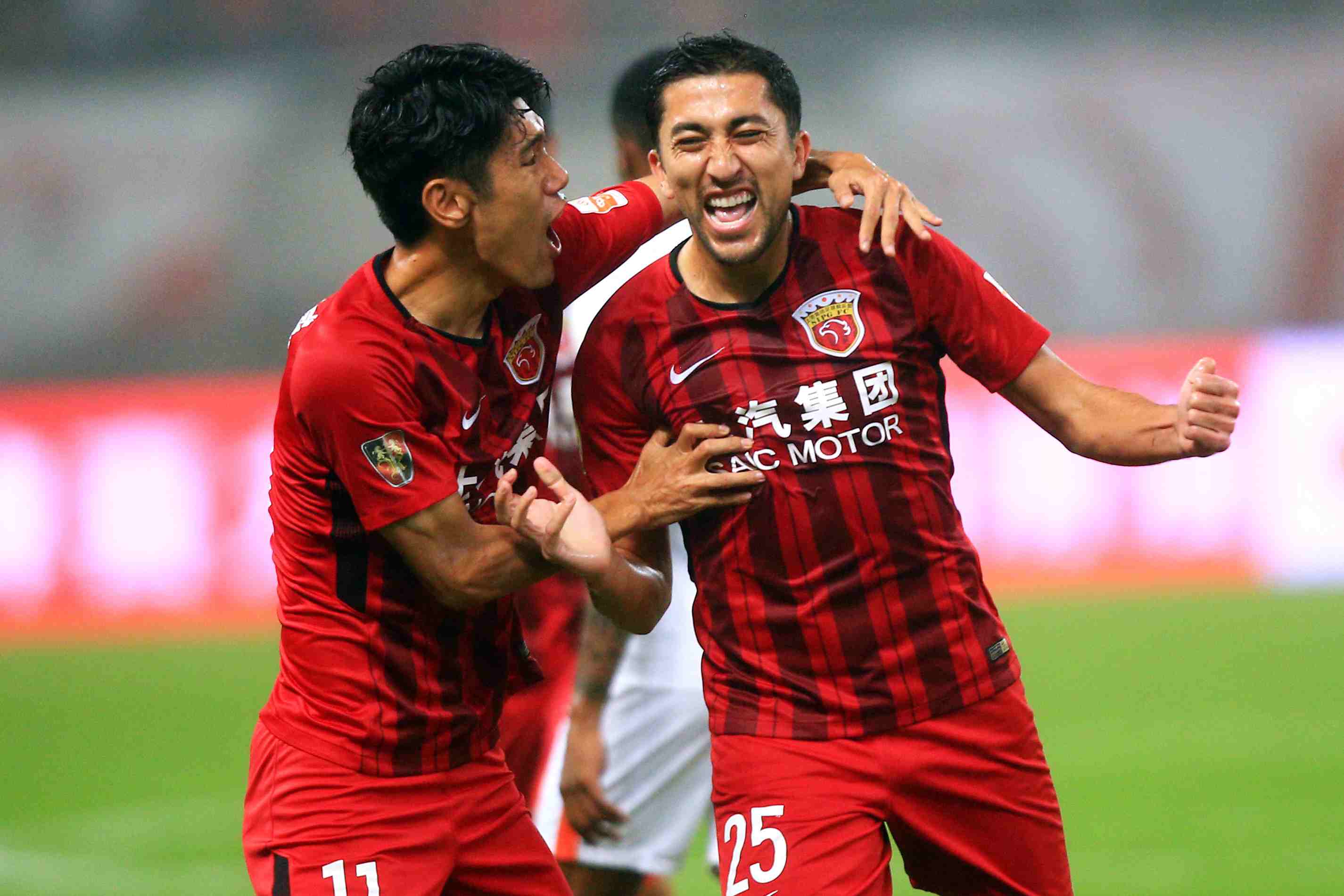 记者：帕尔默缺席欧冠赛前训练，但球员并未受伤（记者：帕尔默未参加欧冠赛前训练，确认无伤病）