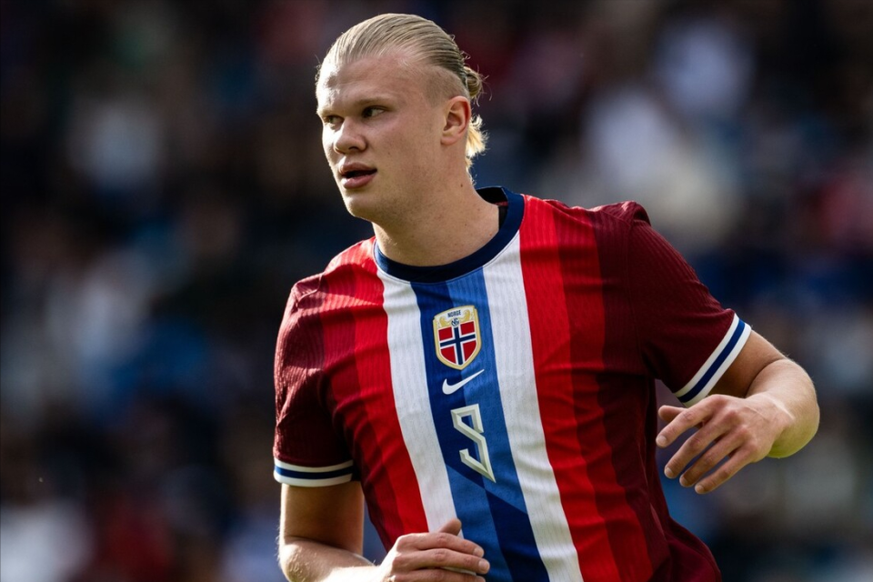 孔德自加盟巴萨以来已打入3粒乌龙球，为同期队内最多（孔德加盟巴萨后已打进3个乌龙球，居同期队内首位）