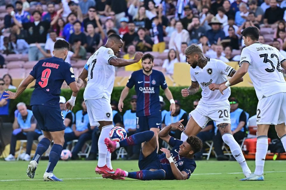 NBA半场：祖巴茨14分，快船54-51领先火箭（NBA半场战况：祖巴茨砍下14分，快船以54-51暂时领先火箭）