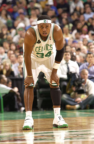 英超半场：达姆斯高、弗莱明造险，布伦特福德0-0伯恩利（英超半场：达姆斯高、弗莱明连续造险，布伦特福德与伯恩利0-0暂平）