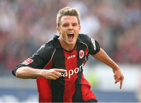 单届世欧预／欧预赛进球榜：哈兰德、莱万16球并列第一（单届世欧预／欧预赛射手榜：哈兰德与莱万以16球并列榜首）