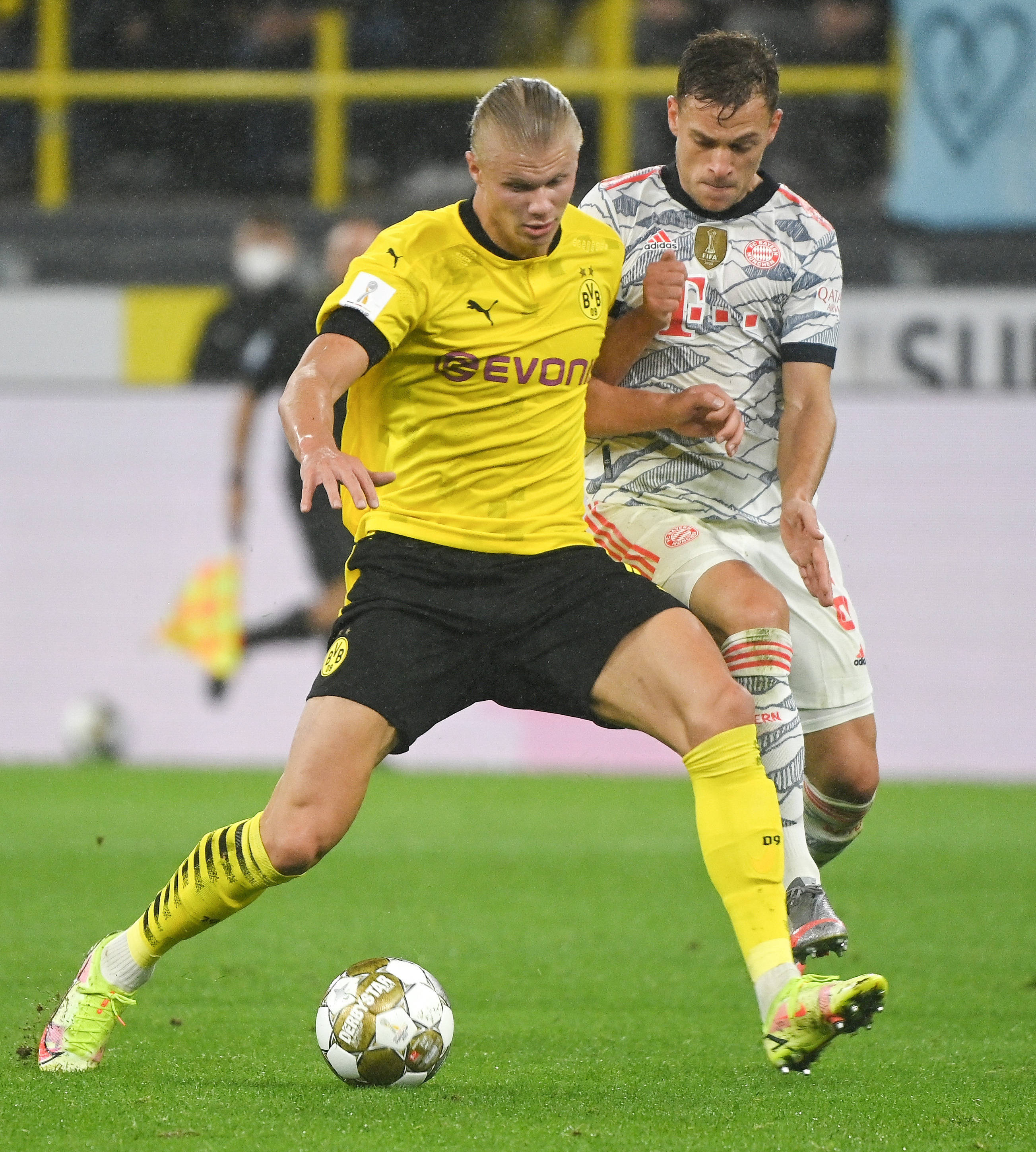 福登闪击破纪录+补时绝杀，铁卫送点恩梅查手刃旧主，曼城3-2鱼腩（福登开场闪击创纪录并读秒绝杀，后防送点恩梅查反戈旧主，曼城3-2险胜弱旅）