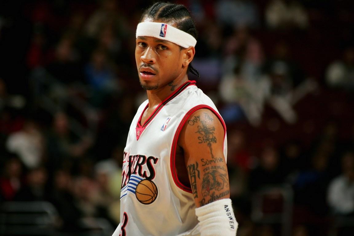 神仙打架！约基奇轰54分16板15助率掘金取胜 华子44分险造大逆转（巅峰对决！约基奇54+16+15助掘金胜出，爱德华兹44分险酿大逆转）