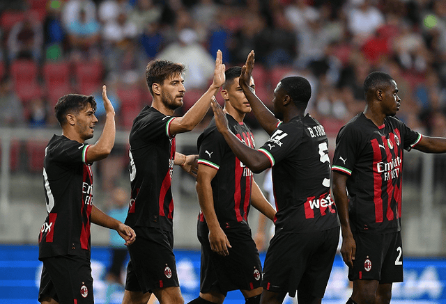 难顶，雷霆自2021-22赛季以来首次连续两场比赛输掉15分以上（雷霆陷入低迷：自2021-22赛季以来首次遭遇连场15+分失利）