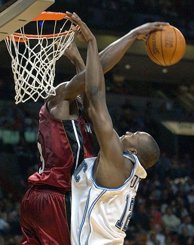 得分创老鹰生涯新高！波神17中11高效砍下29分7篮板（老鹰生涯得分新高！波神17投11中高效轰下29分7板）