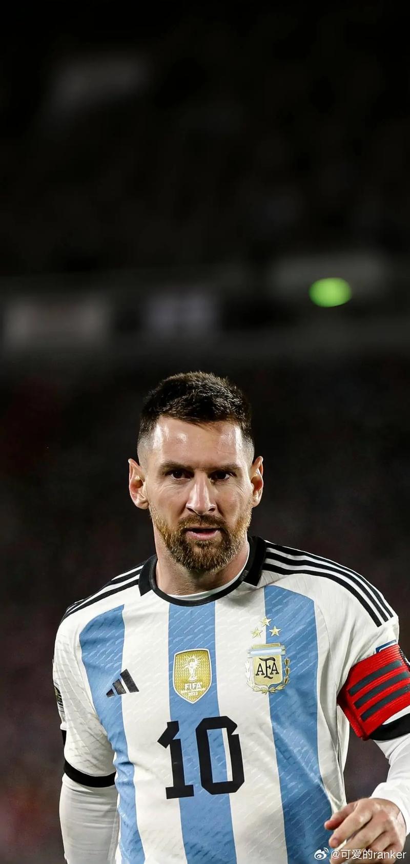 戈贝尔左手抢攻，力挽狂澜（戈贝尔左手强攻，一举扭转战局）